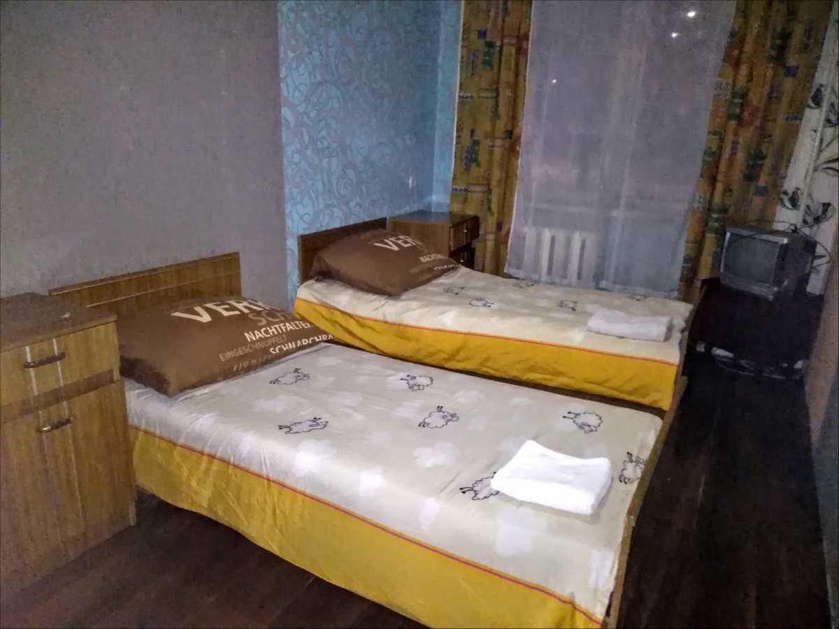 2-комнатная квартира посуточно 45 м², Солнечный мркн. ул., 15