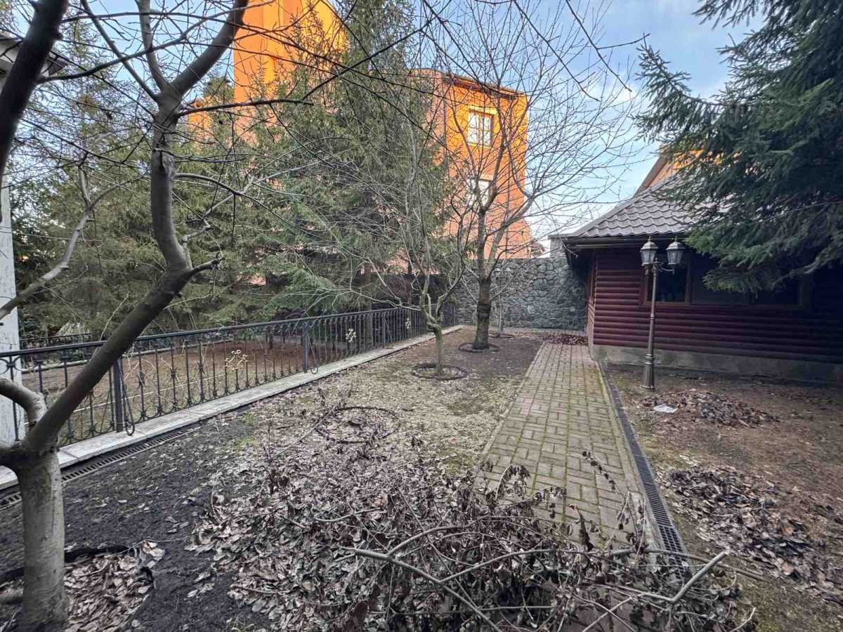 Аренда дома 1050 м², Ужгородская ул.