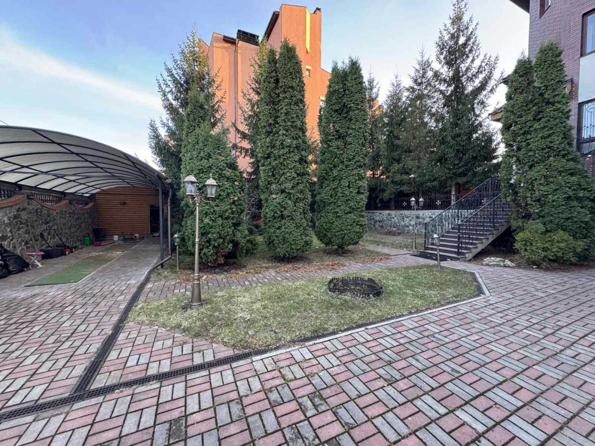 Аренда дома 1050 м², Ужгородская ул.