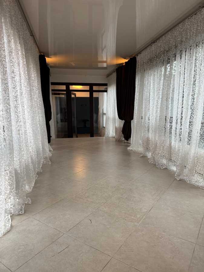 Аренда дома 1050 м², Ужгородская ул.