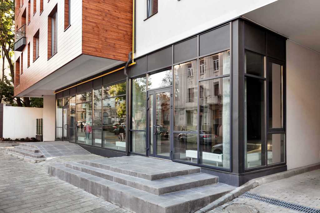 Продажа 2-комнатной квартиры 68.2 м², Пекарская ул., 30