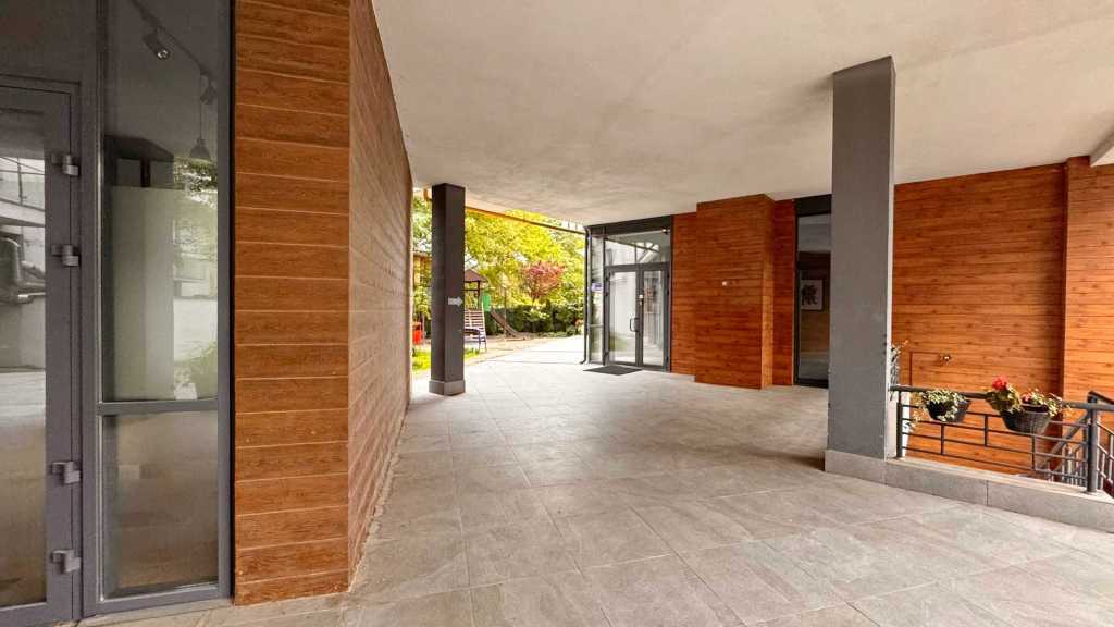 Продажа 2-комнатной квартиры 68.2 м², Пекарская ул., 30