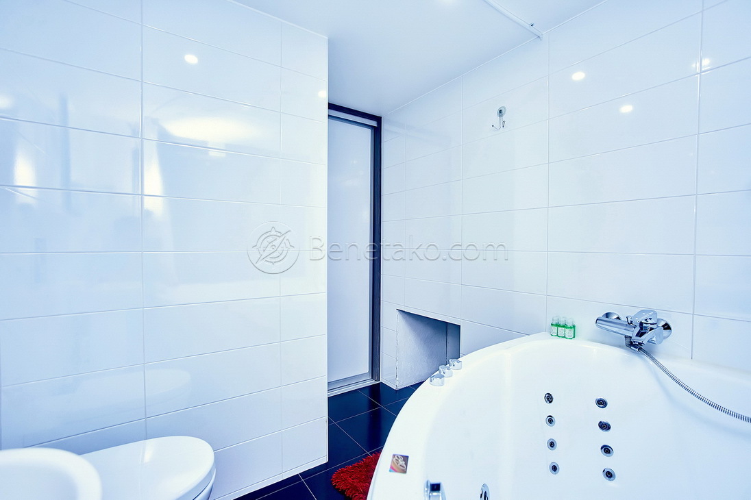 Аренда 3-комнатной квартиры 63 м², Ланжероновская ул., 21