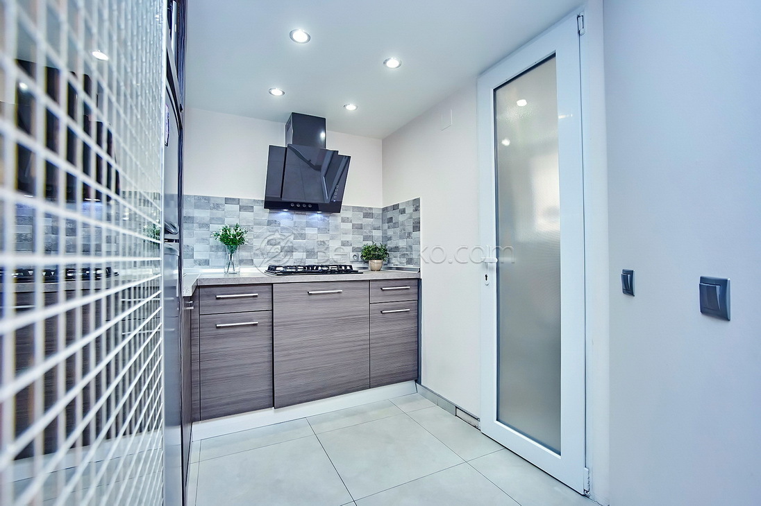 Аренда 3-комнатной квартиры 63 м², Ланжероновская ул., 21