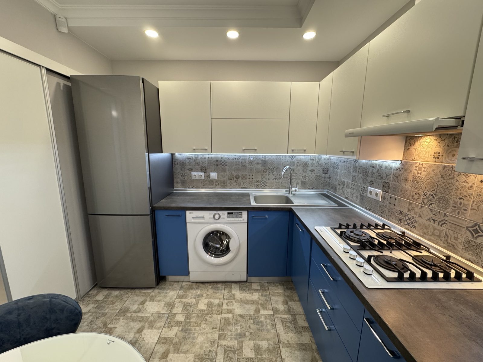 Продажа 3-комнатной квартиры 70 м², Александровская ул.