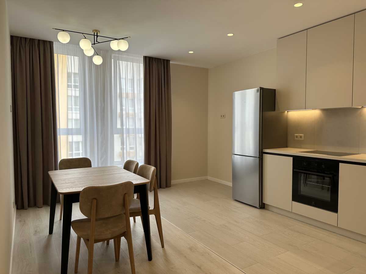 Аренда 2-комнатной квартиры 78 м², Олеся Бабия ул., Бердника, 1в