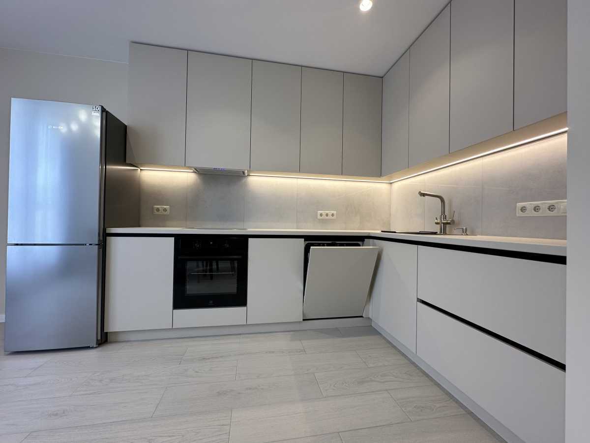 Аренда 2-комнатной квартиры 78 м², Олеся Бабия ул., Бердника, 1в