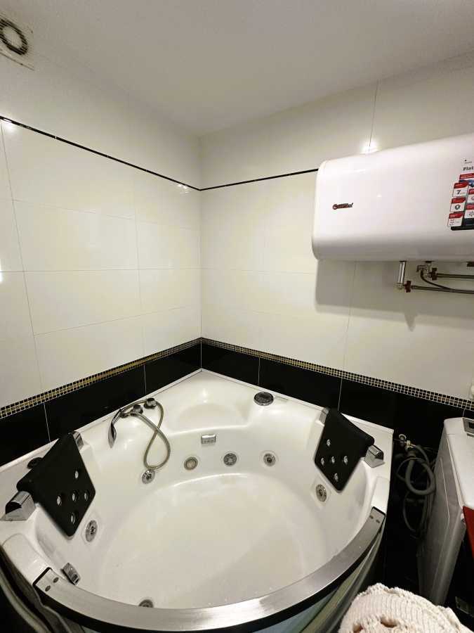 Аренда 2-комнатной квартиры 78 м², Авиаконструктора Игоря Сикорского ул., 1