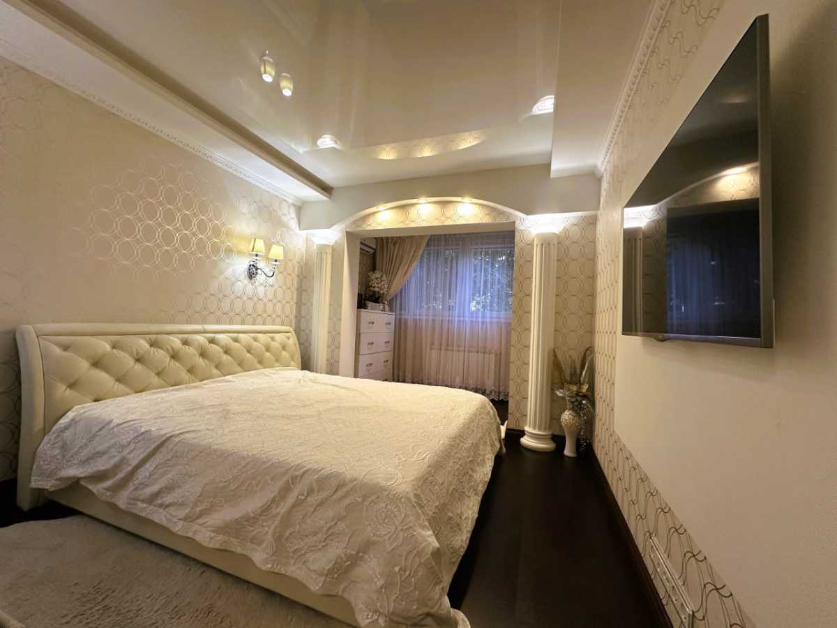 Аренда 2-комнатной квартиры 93 м², Николая Голего ул., 12