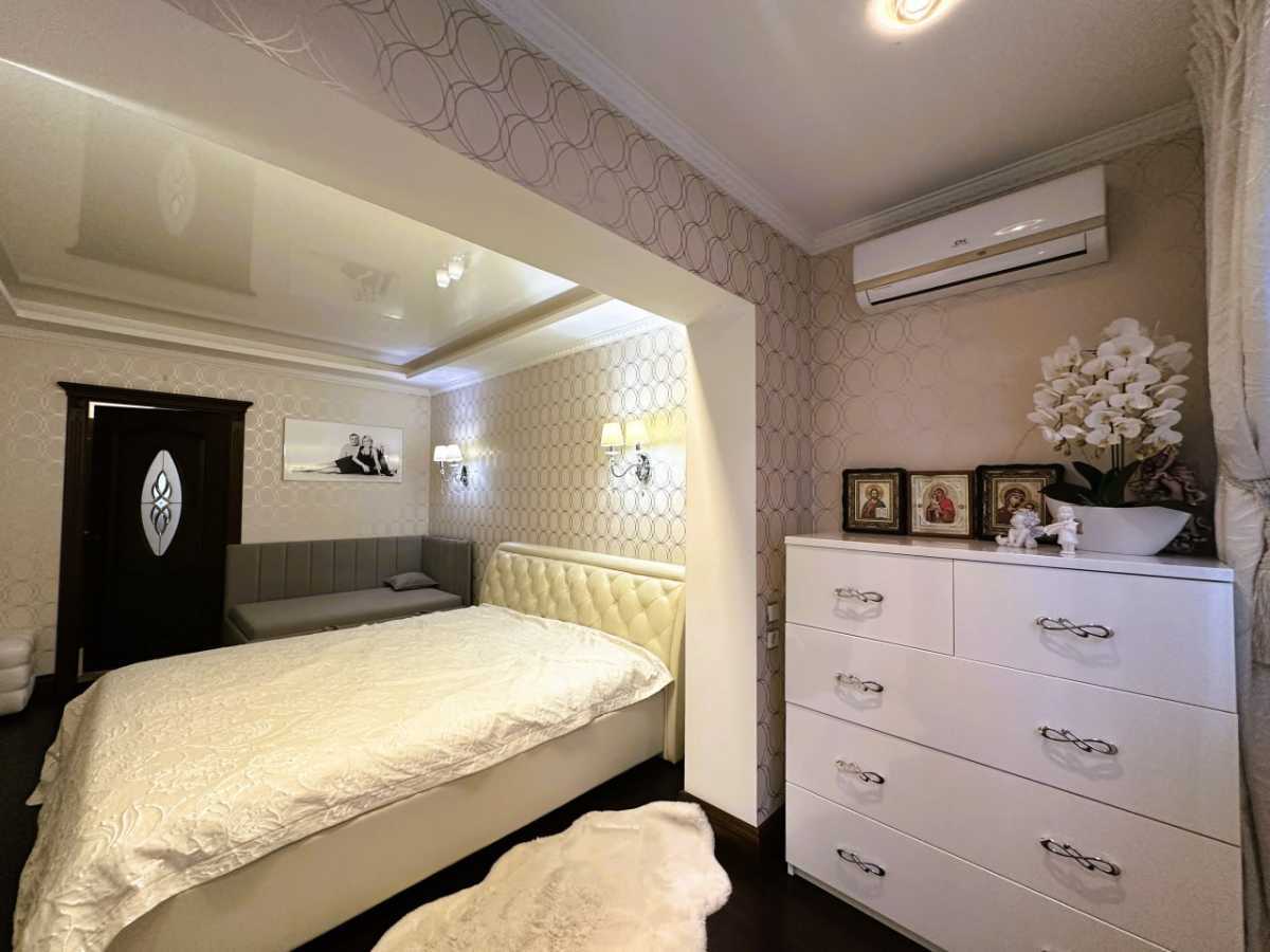 Аренда 2-комнатной квартиры 93 м², Николая Голего ул., 12