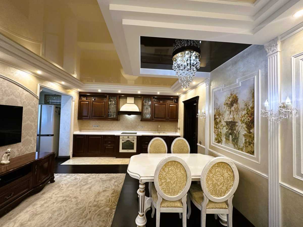 Аренда 2-комнатной квартиры 93 м², Николая Голего ул., 12