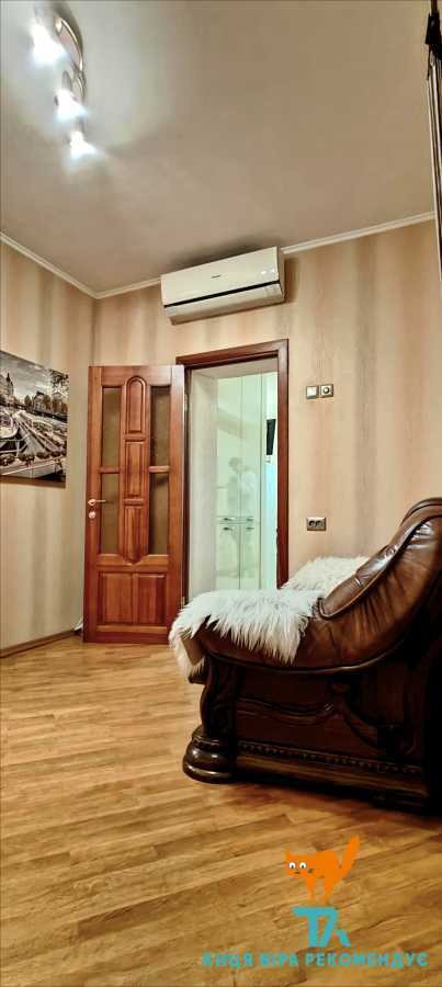 Оренда 2-кімнатної квартири 69 м², Олеся Гончара вул., 62