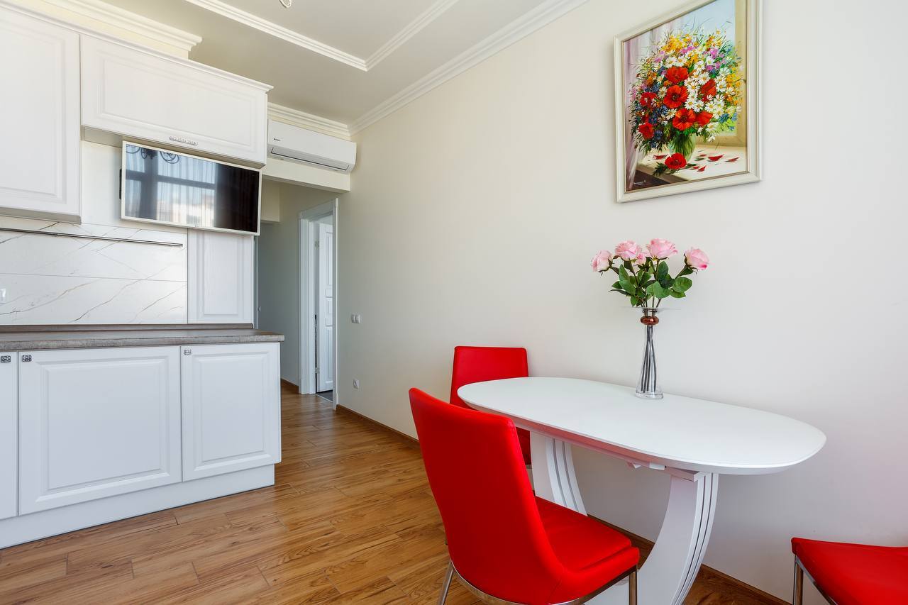 Аренда 2-комнатной квартиры 70 м², Генуэзская ул., 3Г