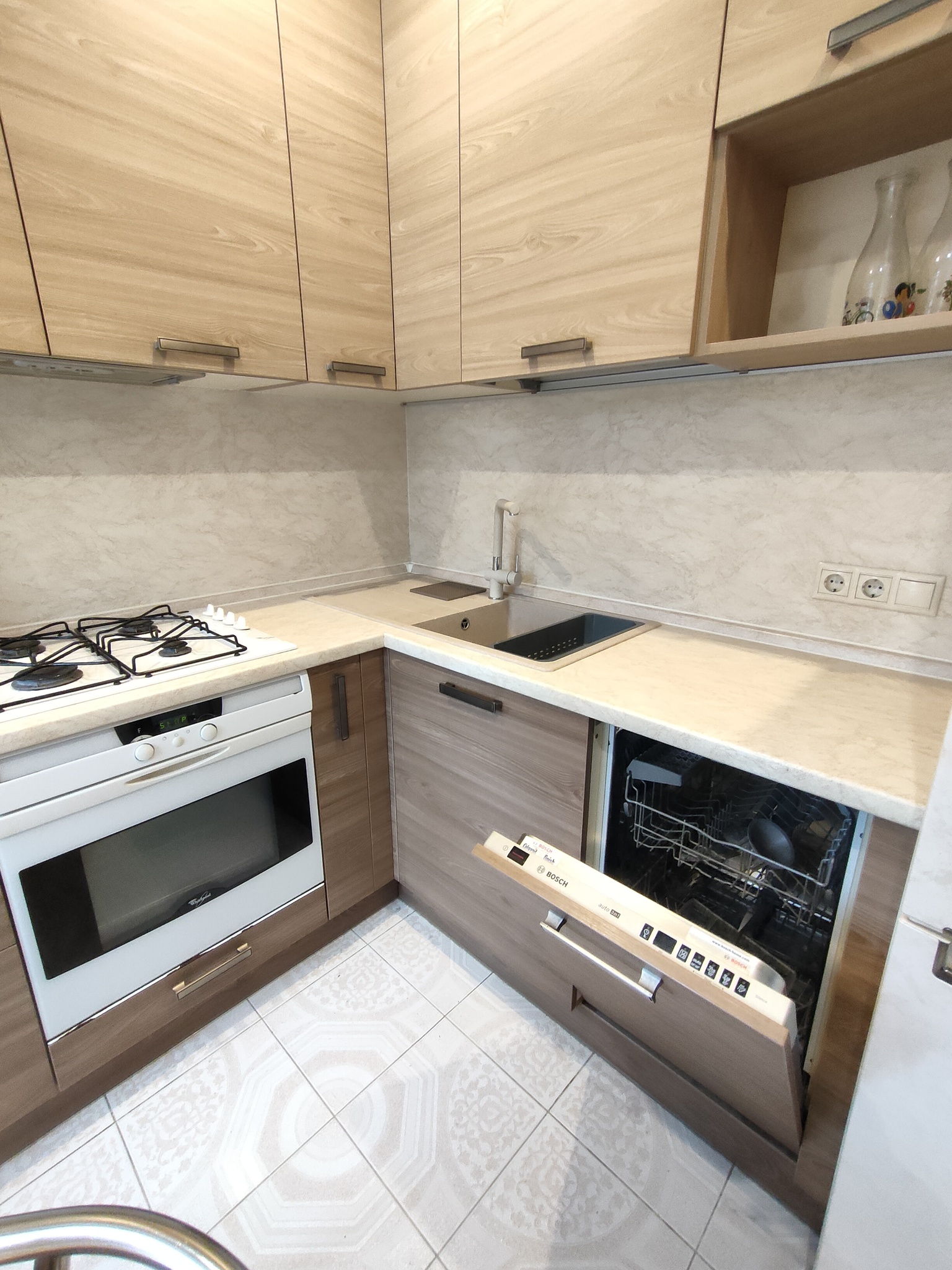 Оренда 2-кімнатної квартири 45 м², Дружби Народів бул., 8