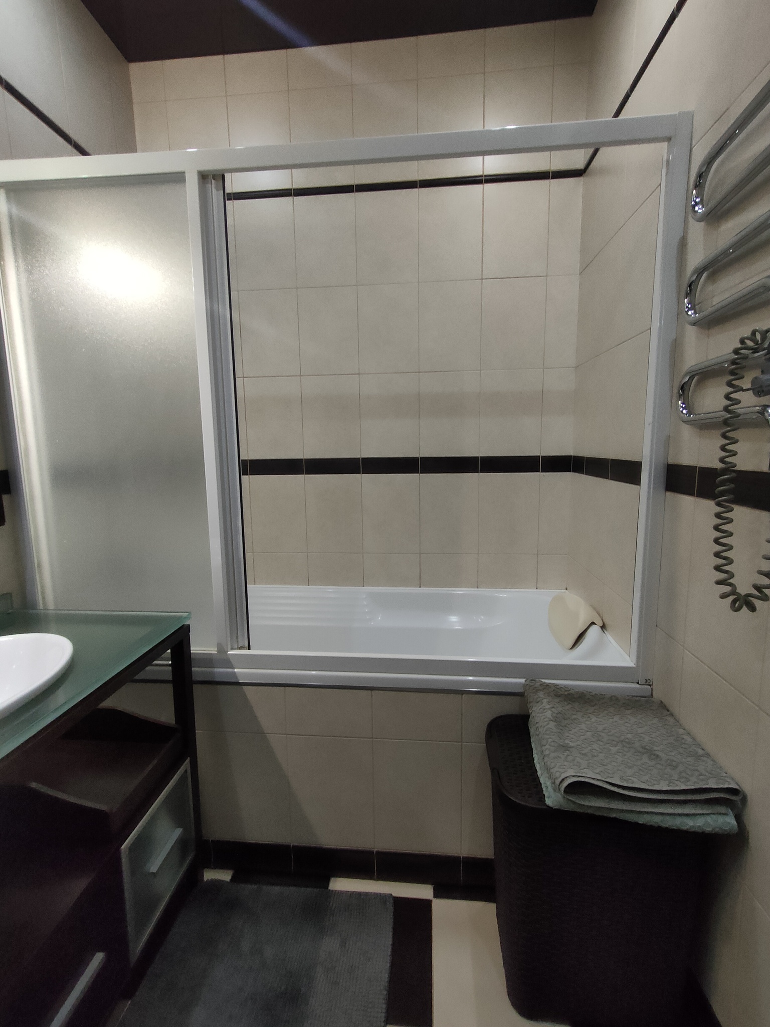 Оренда 3-кімнатної квартири 86 м², Володимирська вул., 49А