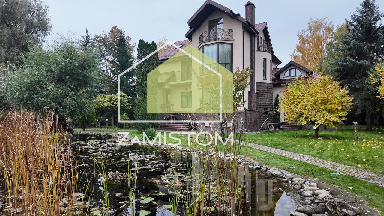 Продажа коттеджа 680 м²