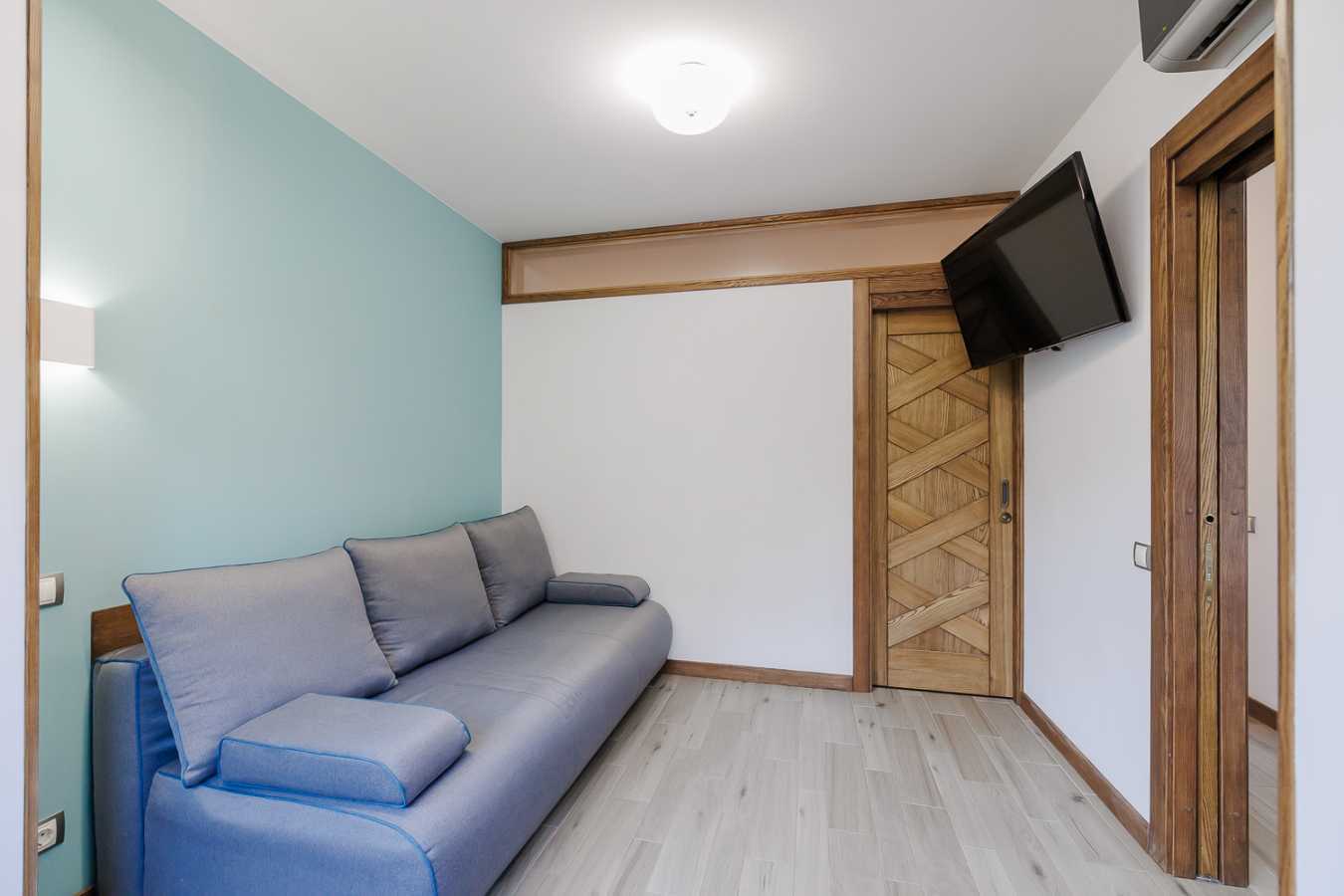 Продажа 1-комнатной квартиры 33 м², Госпитальная ул., 24