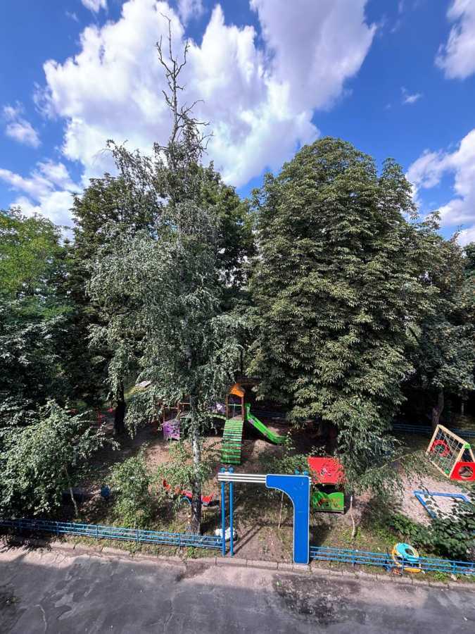 Продажа 1-комнатной квартиры 33 м², Госпитальная ул., 24