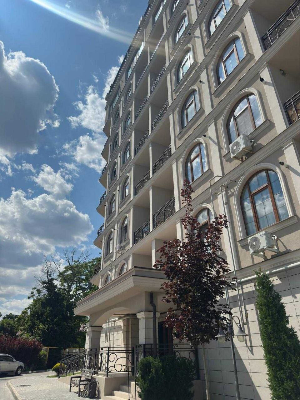 Продажа 2-комнатной квартиры 50 м², Дача Ковалевского ул., 95