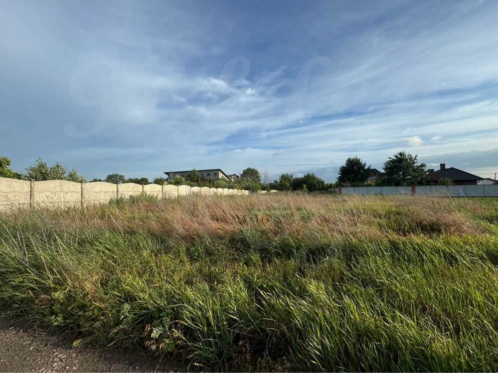 Продаж ділянки під індивідуальне житлове будівництво 0.09 соток, Войтюка