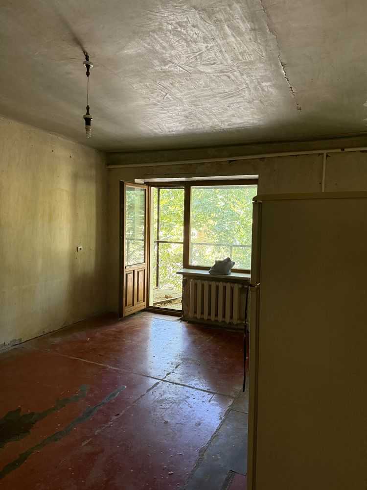 Продаж 1-кімнатної квартири 32 м², Сегедская вул., 9