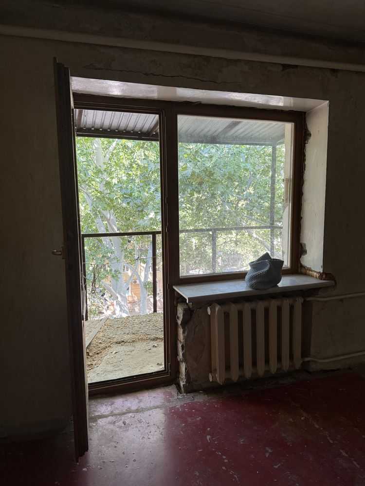 Продаж 1-кімнатної квартири 32 м², Сегедская вул., 9