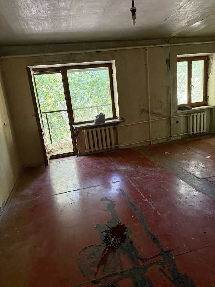 Продаж 1-кімнатної квартири 32 м², Сегедская вул., 9