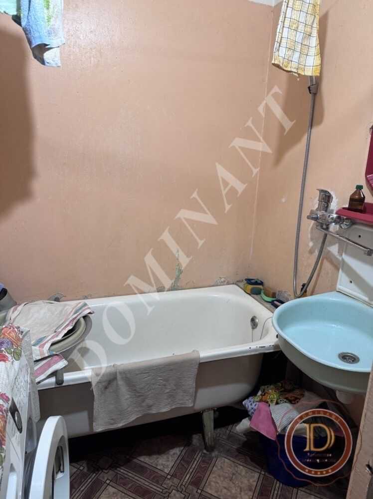 Продажа 2-комнатной квартиры 50 м², Звенигородская ул., 10