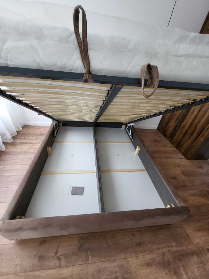 Оренда 1-кімнатної квартири 46 м², Олександра Олеся вул., 8/17