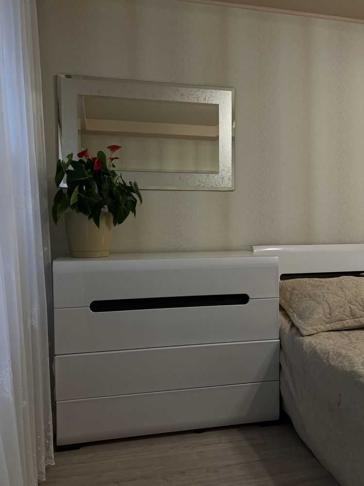 Продаж 2-кімнатної квартири 45 м², Зодчих вул.