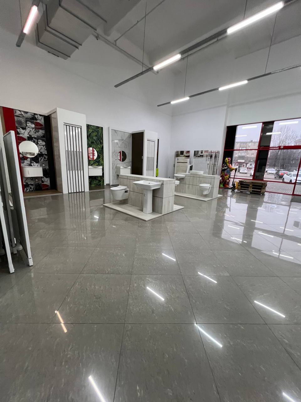 Оренда комерції 1160 м², Богдана Хмельницького просп., 31