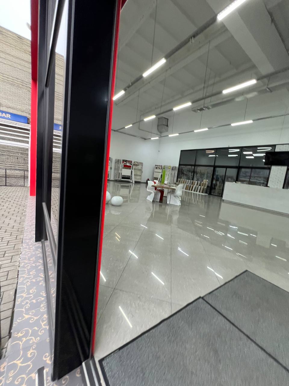 Оренда комерції 1160 м², Богдана Хмельницького просп., 31