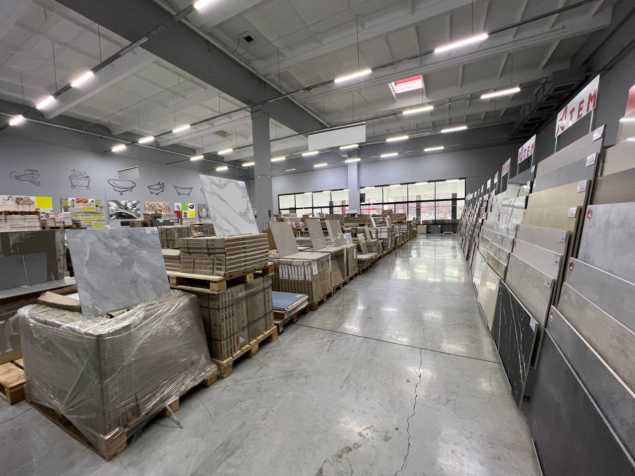 Оренда комерції 1160 м², Богдана Хмельницького просп., 31