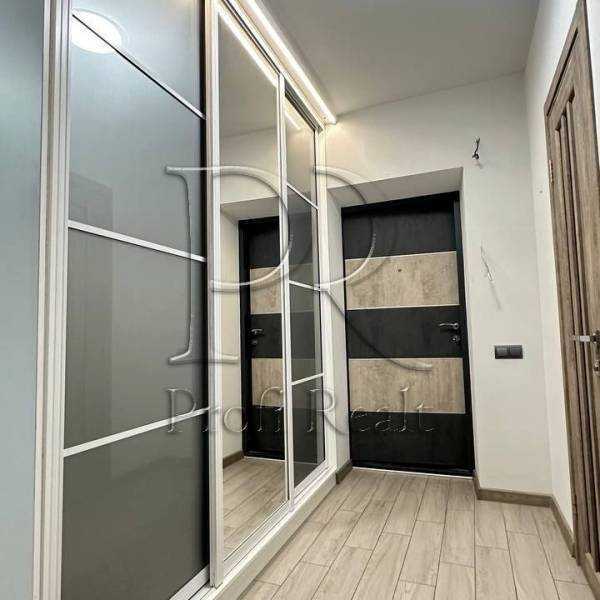 Продажа 1-комнатной квартиры 33 м², Героев Небесной Сотни просп., 16/22