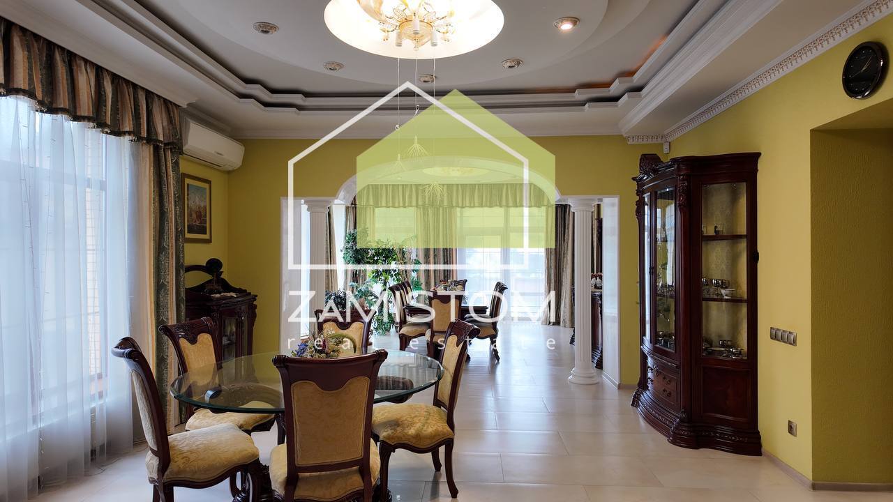 Продажа коттеджа 675 м²