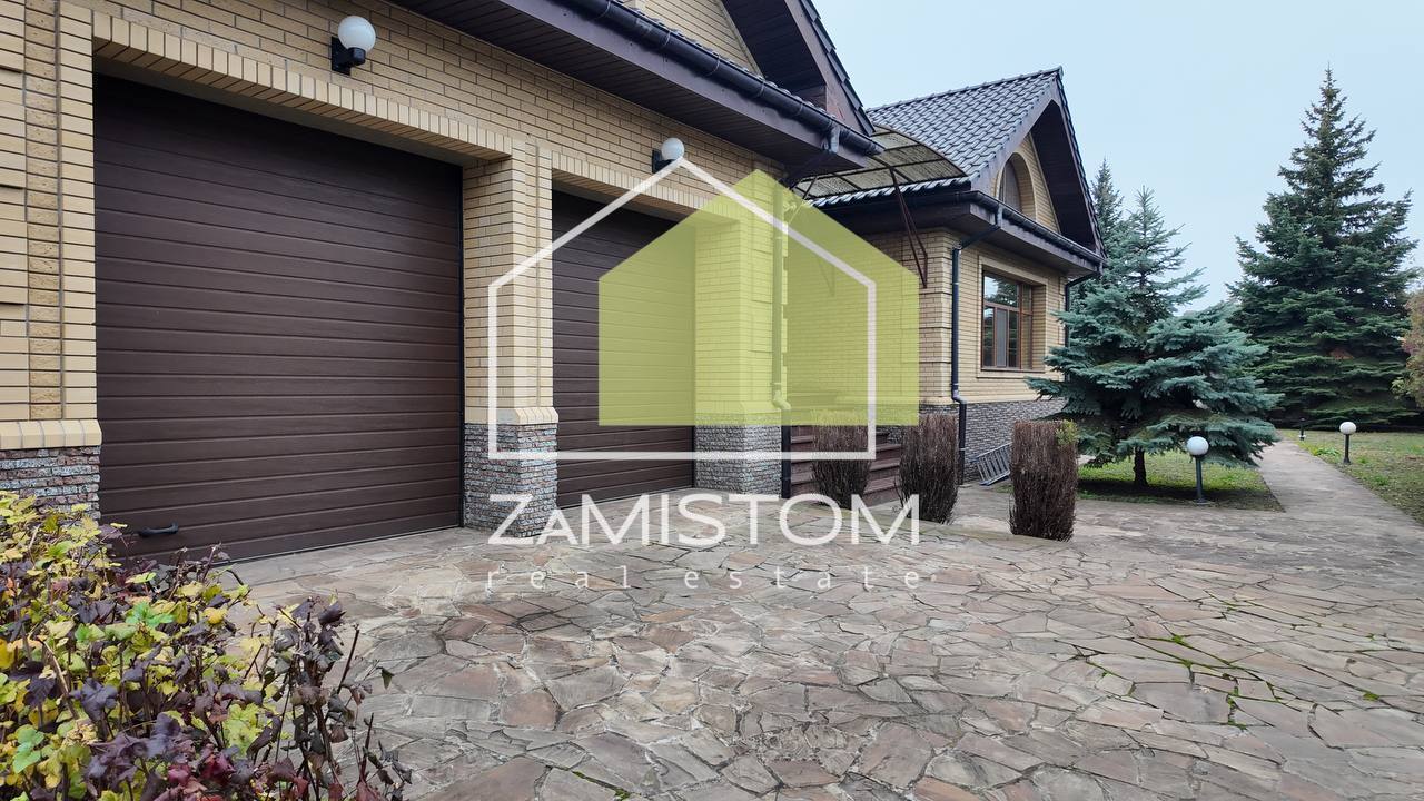 Продажа коттеджа 675 м²