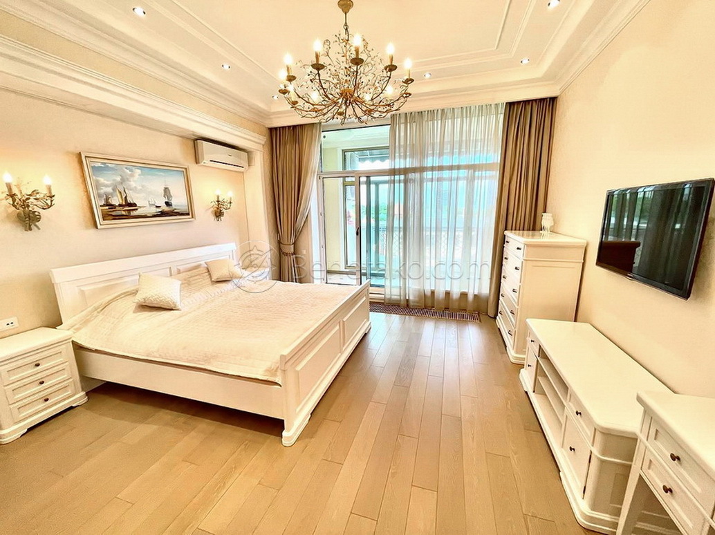 Аренда 3-комнатной квартиры 150 м², Гагаринское Плато ул., 5/3