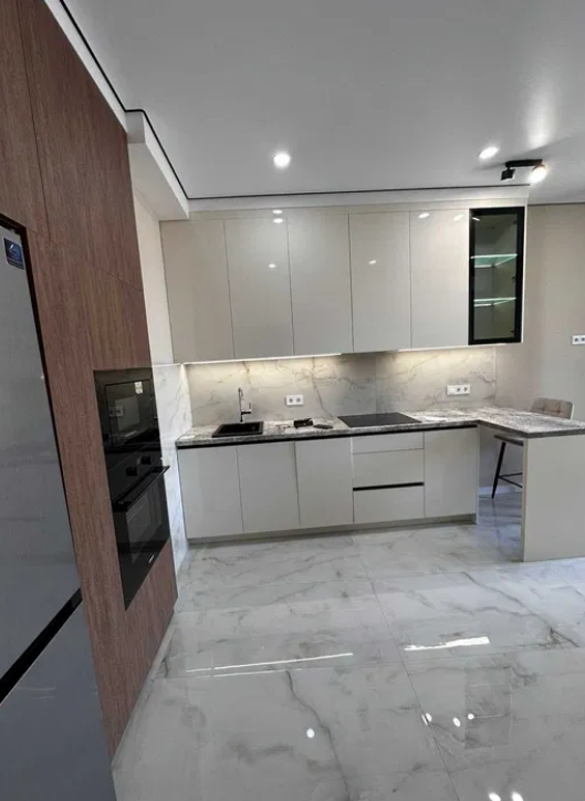 Продаж 1-кімнатної квартири 45 м², Курортный пров.