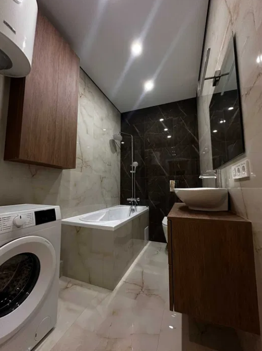 Продаж 1-кімнатної квартири 45 м², Курортный пров.