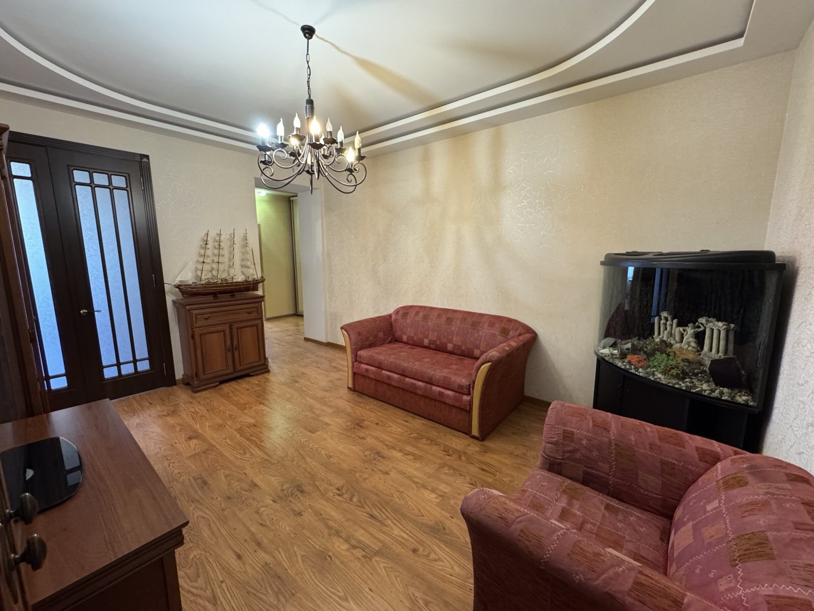 Продаж 4-кімнатної квартири 101 м², Незалежної України вул.