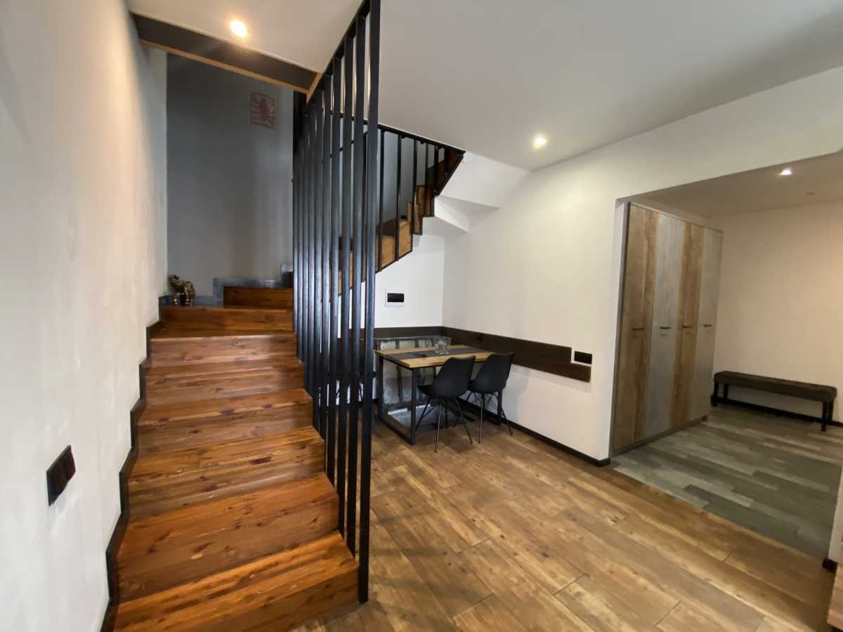 Продажа 3-комнатной квартиры 125 м², Ясная ул.