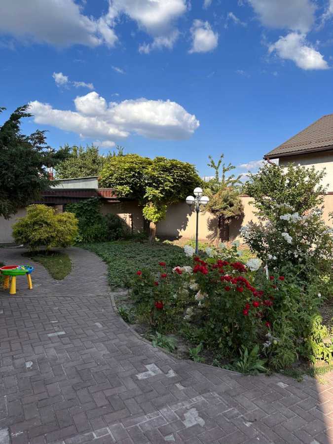 Продаж будинку 340 м², Пластовська вул.