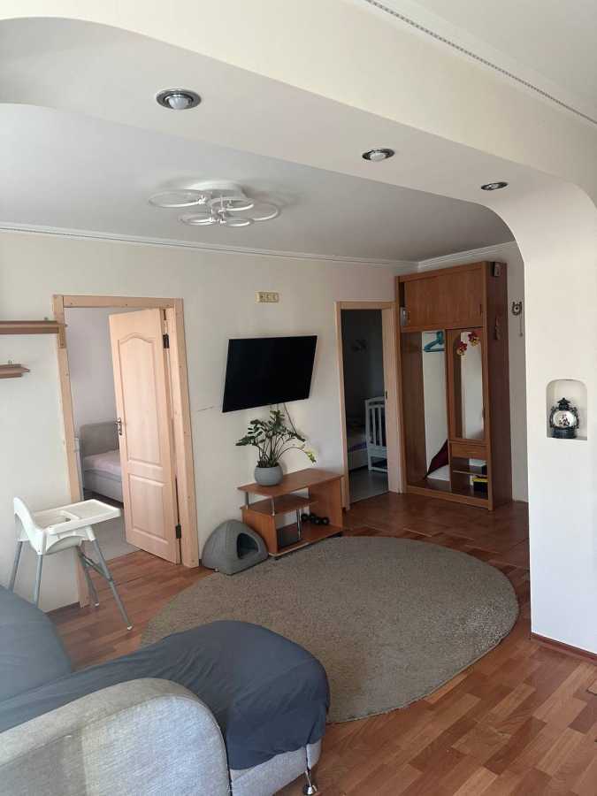 Продаж 2-кімнатної квартири 44 м², Набережна Перемоги вул., 106