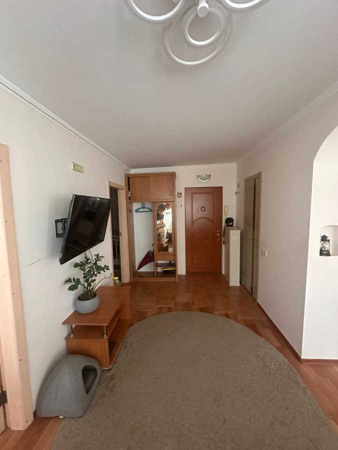 Продаж 2-кімнатної квартири 44 м², Набережна Перемоги вул., 106