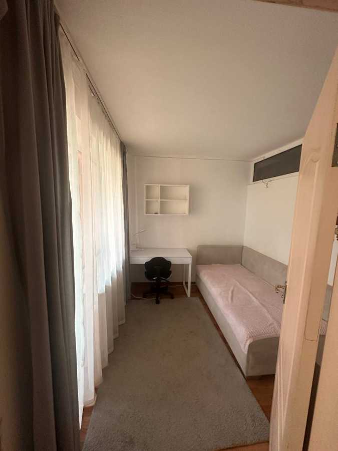 Продаж 2-кімнатної квартири 44 м², Набережна Перемоги вул., 106