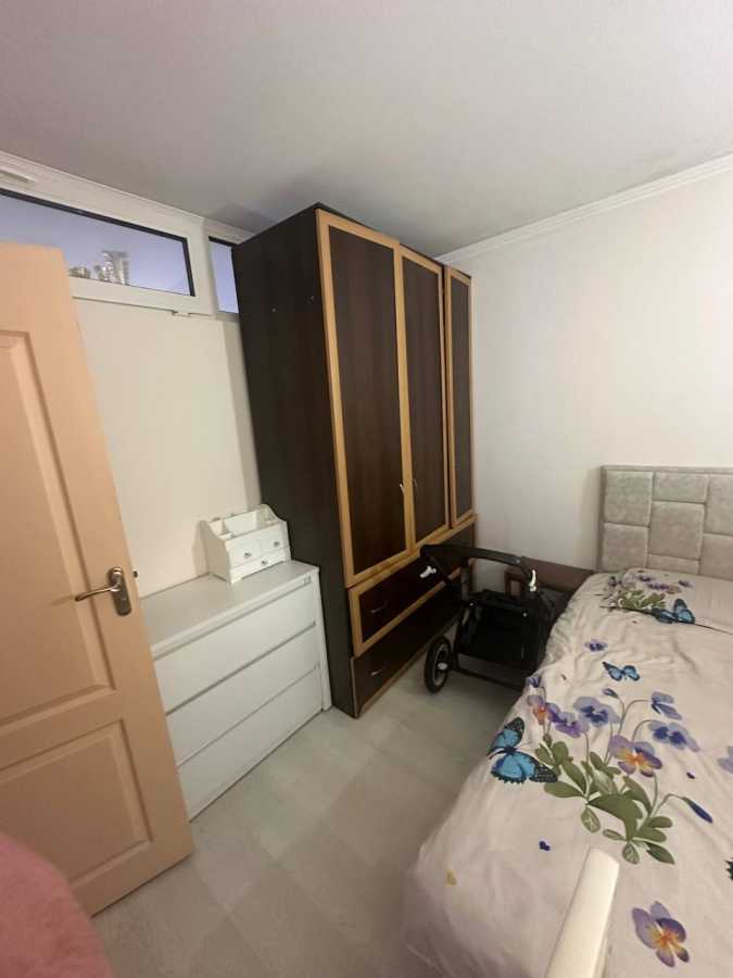 Продаж 2-кімнатної квартири 44 м², Набережна Перемоги вул., 106