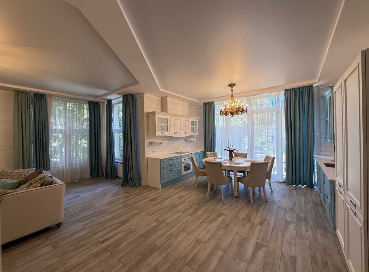 Аренда дома 300 м², Лісова