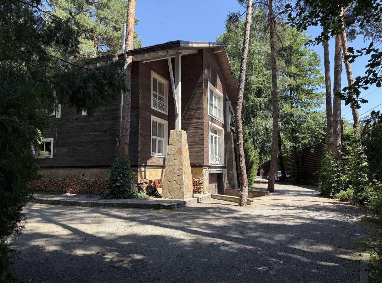 Аренда дома 300 м², Лісова