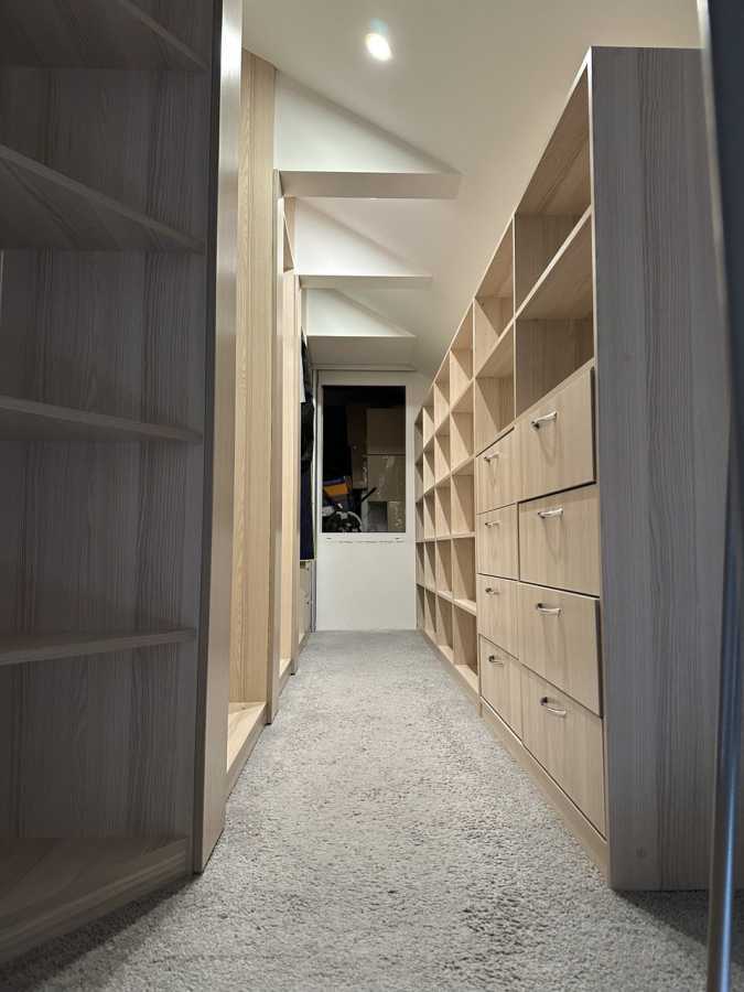 Продажа 5-комнатной квартиры 229 м², Космическая ул., 9А