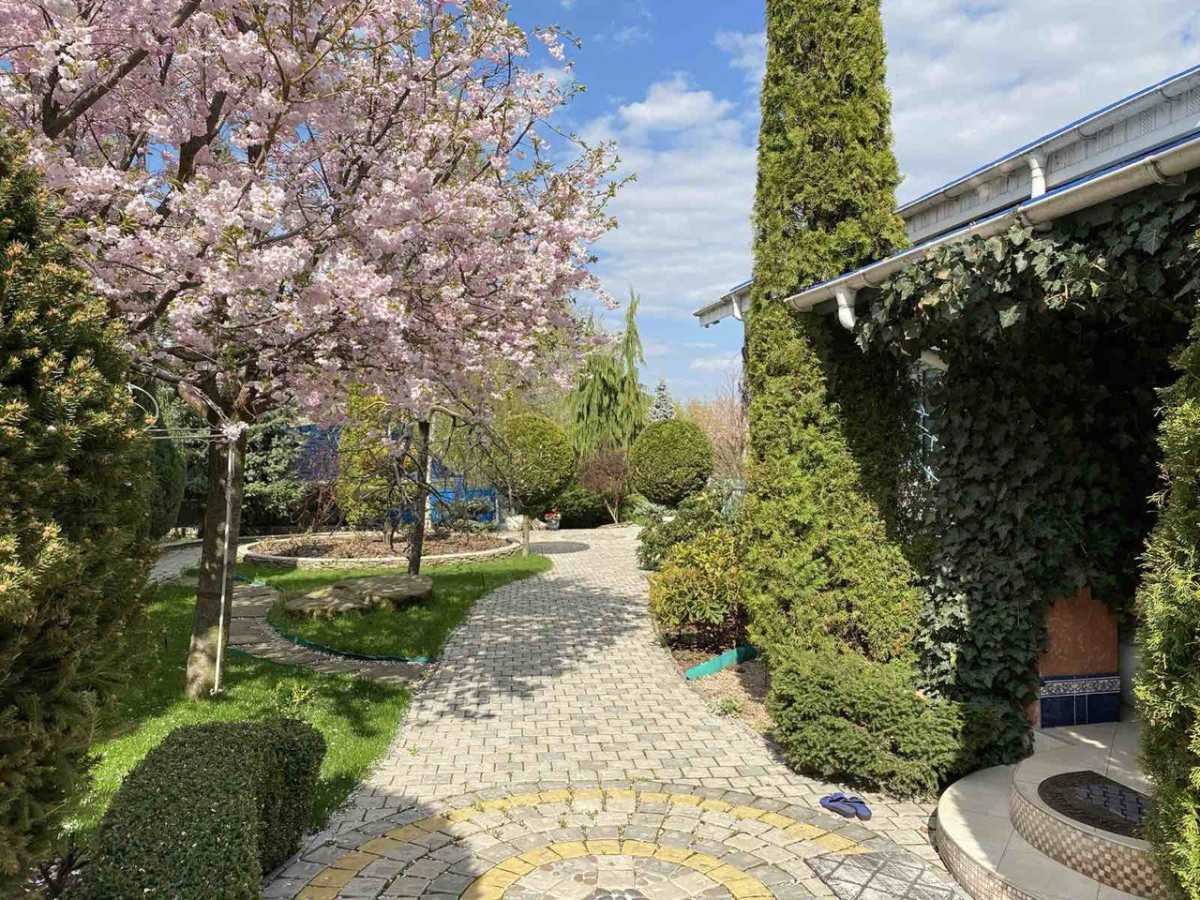 Продаж будинку 257 м², Далека вул.